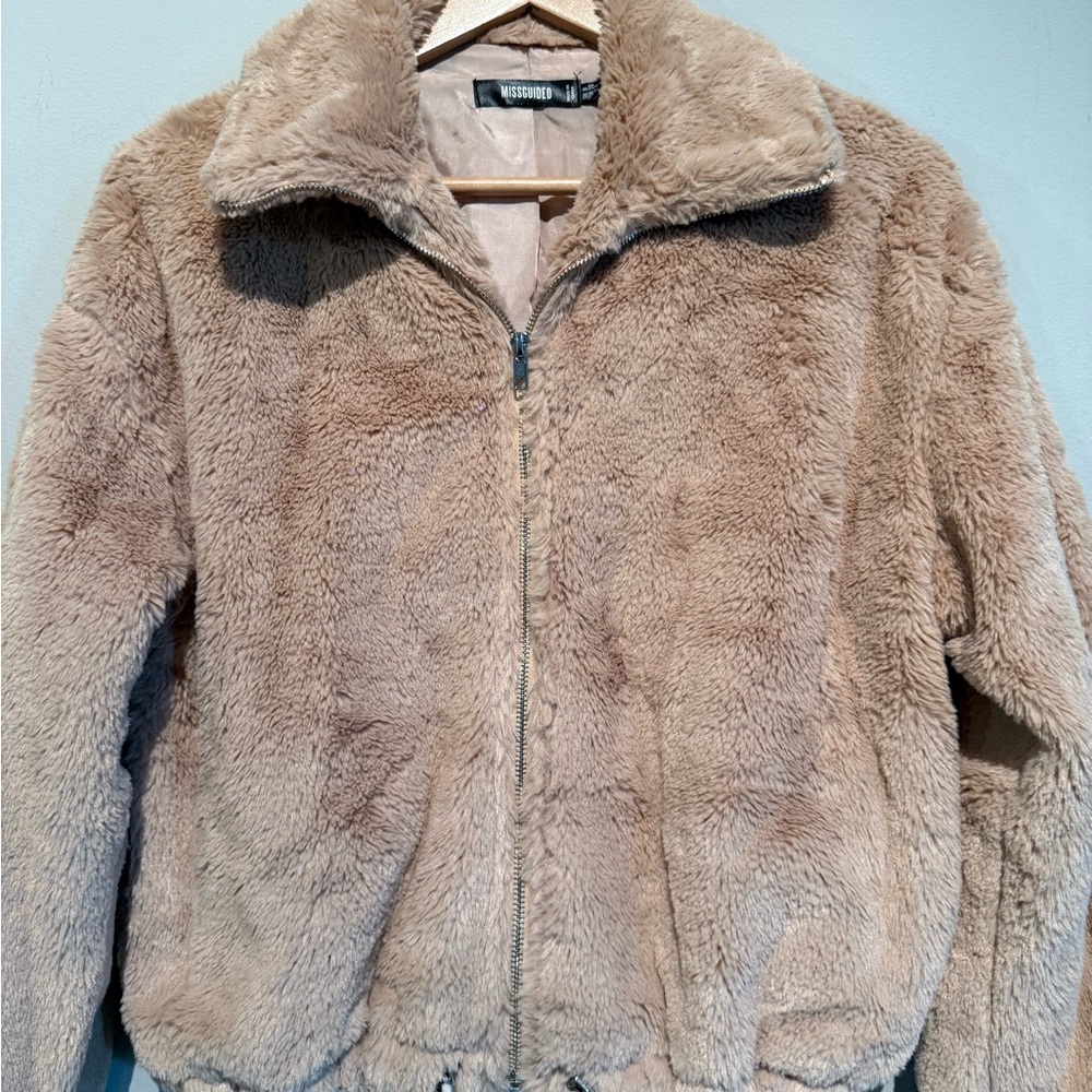 Missguided Blush Pink Faux Fur Bomber Jacket Women 4/S Soft Warm Casual Travel View 2